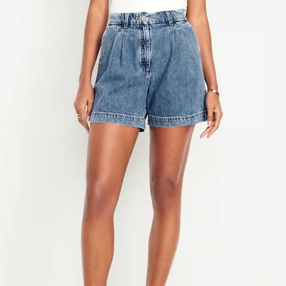 Old Navy Taylor Jean Shorts Extra High-Waisted Relaxed Fit Adjustable Waste